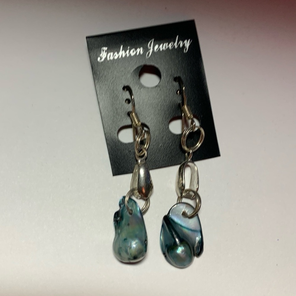 Asymmetric Pearl Dangler Earrings